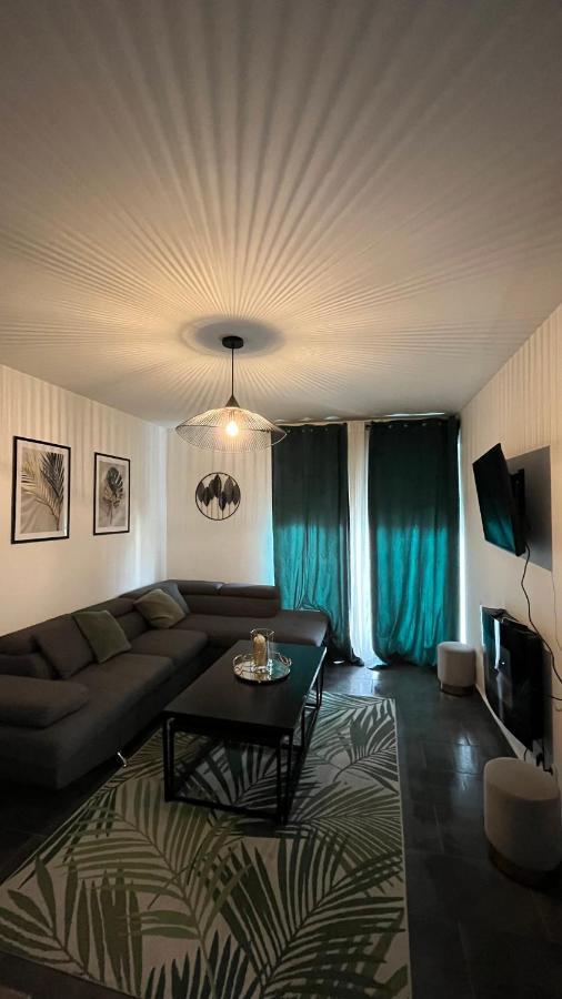 Appartement Vert Corbeil-Essonnes Buitenkant foto