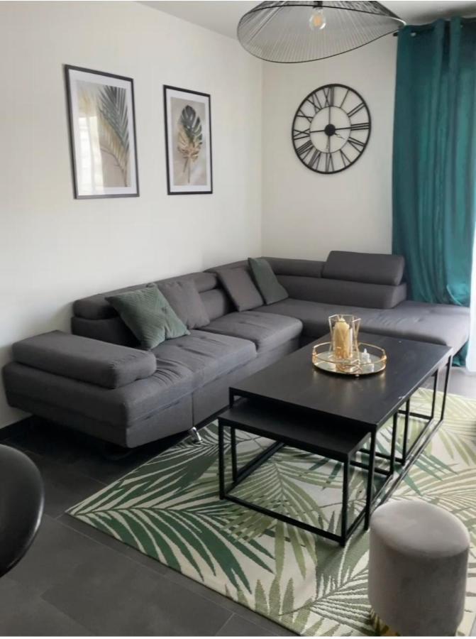 Appartement Vert Corbeil-Essonnes Buitenkant foto